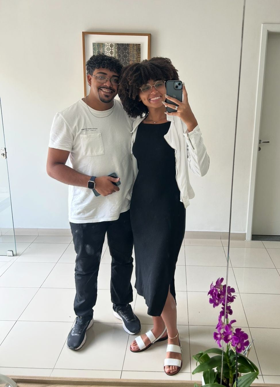 Foto do casal Julia e Fernando